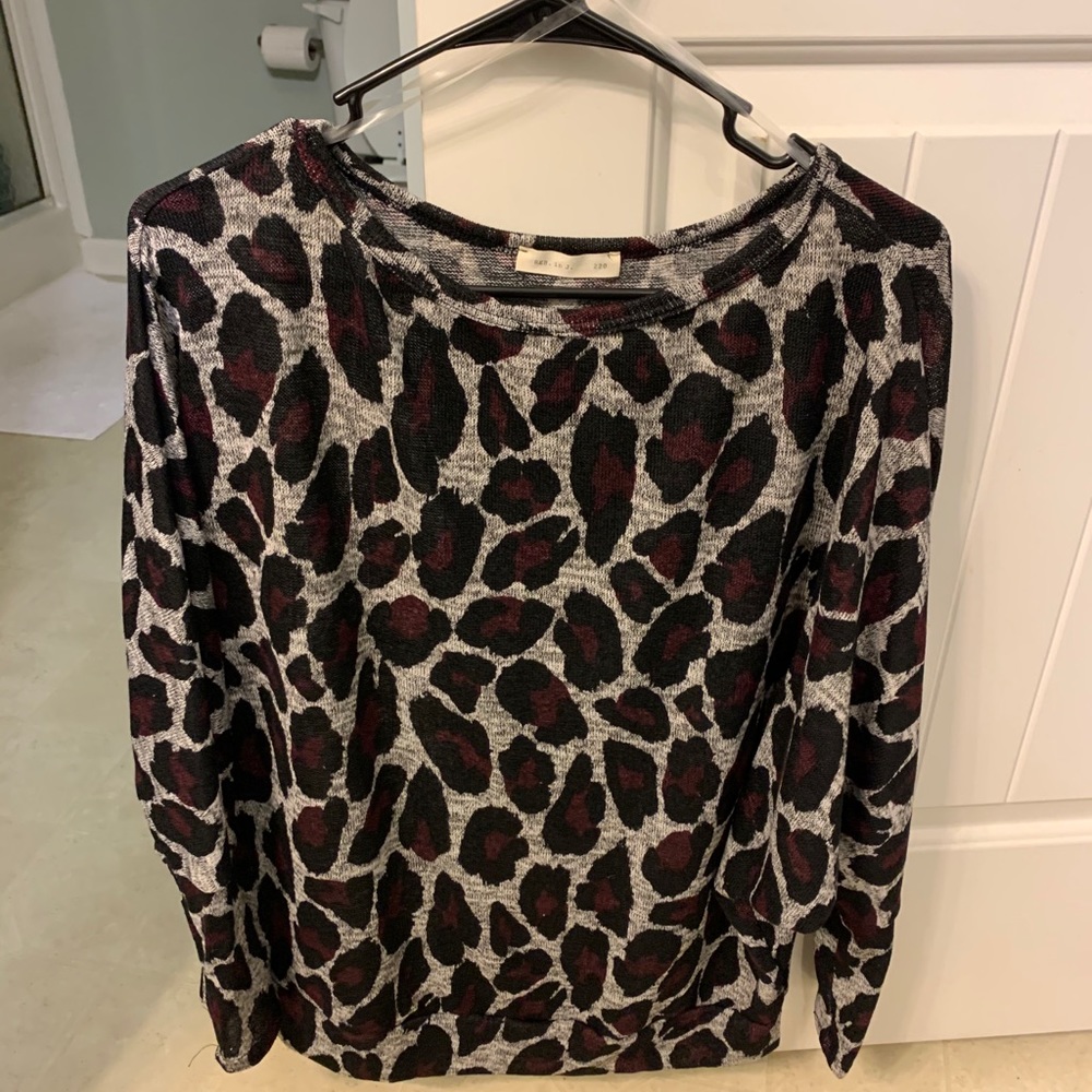 Alayah Leopard Print Tunic in Wine